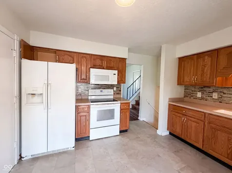 7533 Ardwell Drive Indianapolis IN 46237