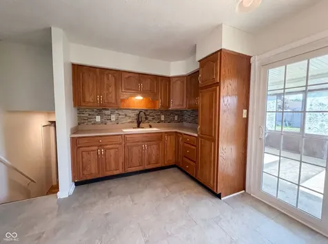 7533 Ardwell Drive Indianapolis IN 46237