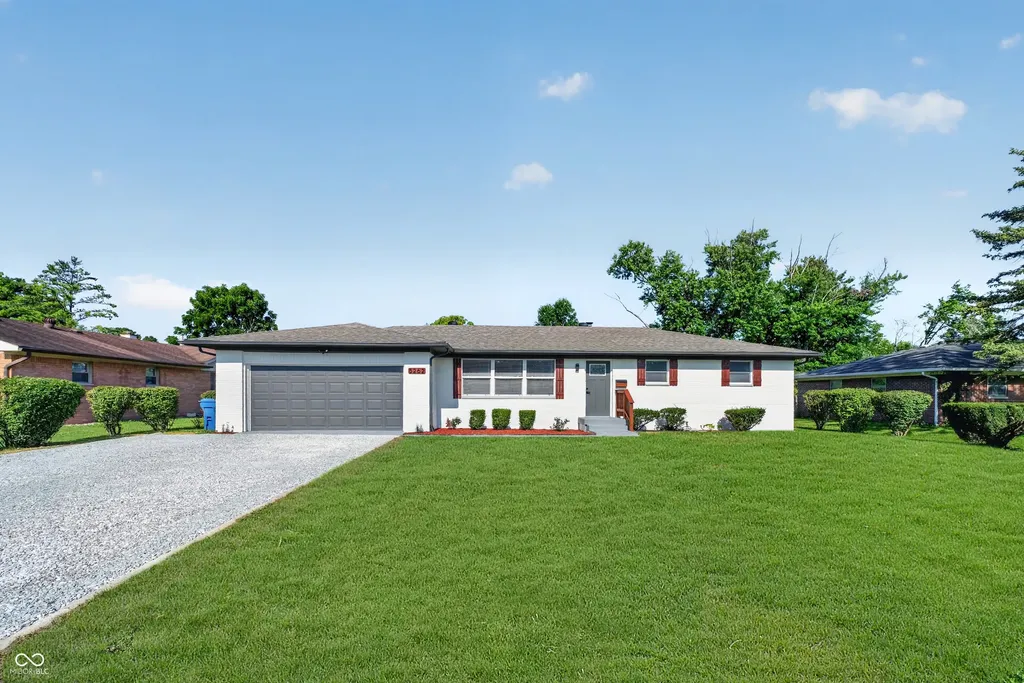 5262 Mark Lane Indianapolis IN 46226