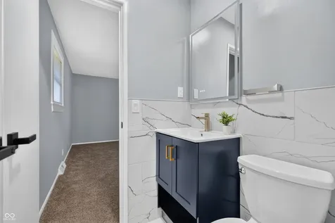 5262 Mark Lane Indianapolis IN 46226