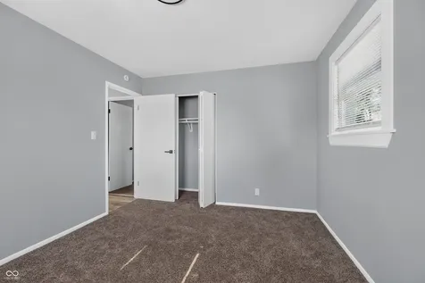 5262 Mark Lane Indianapolis IN 46226