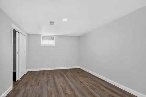 5262 Mark Lane Indianapolis IN 46226