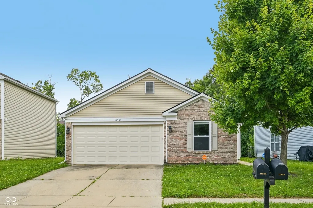 11355 Congaree Way Indianapolis IN 46235