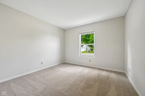 11355 Congaree Way Indianapolis IN 46235