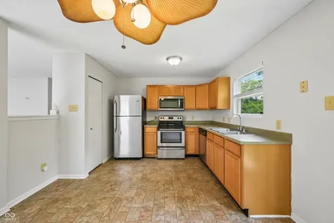 11355 Congaree Way Indianapolis IN 46235