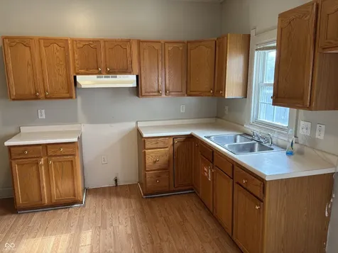 2307 N Kenwood Avenue Indianapolis IN 46208