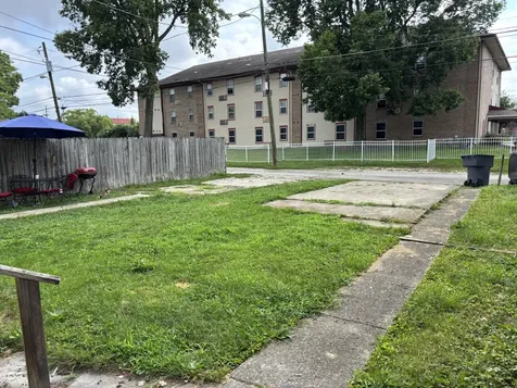 2307 N Kenwood Avenue Indianapolis IN 46208