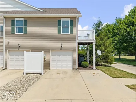 13249 Komatite Way Fishers IN 46038