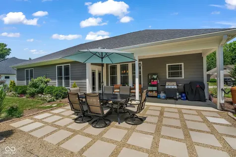 9827 Warren Place Indianapolis IN 46229