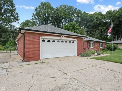 624 Griffin Road Indianapolis IN 46227