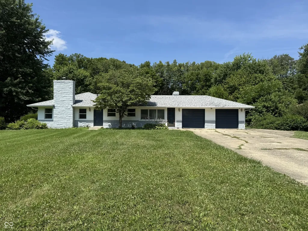 8632 El Rico Drive Indianapolis IN 46240