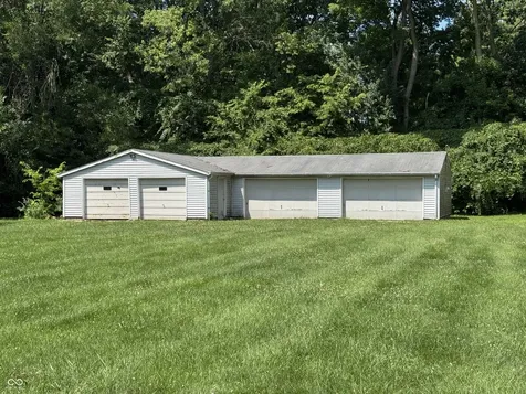 8632 El Rico Drive Indianapolis IN 46240