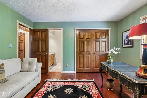 1371 Bur Oak Court Avon IN 46123