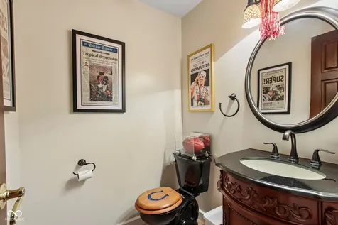 1371 Bur Oak Court Avon IN 46123