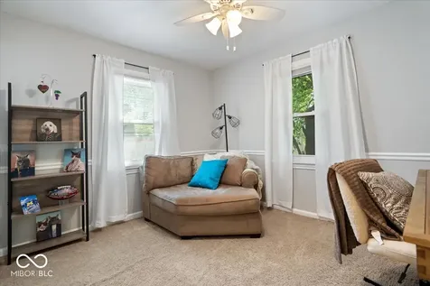 2515 E 58th Street Indianapolis IN 46220