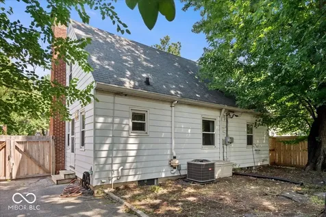 2515 E 58th Street Indianapolis IN 46220