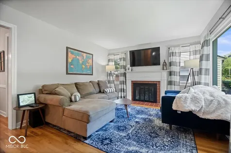 2515 E 58th Street Indianapolis IN 46220