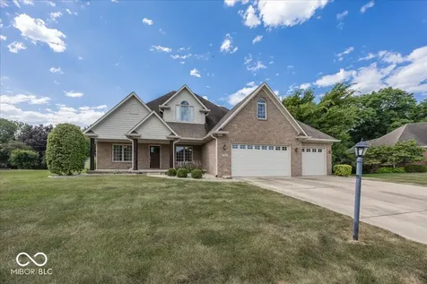 7082 Bitternut Lane Plainfield IN 46168