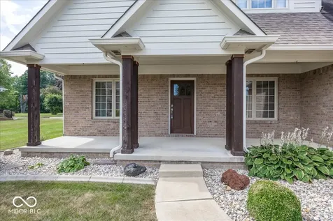 7082 Bitternut Lane Plainfield IN 46168