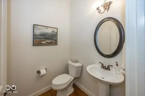 7082 Bitternut Lane Plainfield IN 46168
