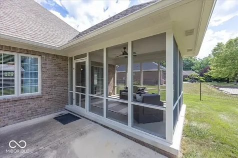 7082 Bitternut Lane Plainfield IN 46168