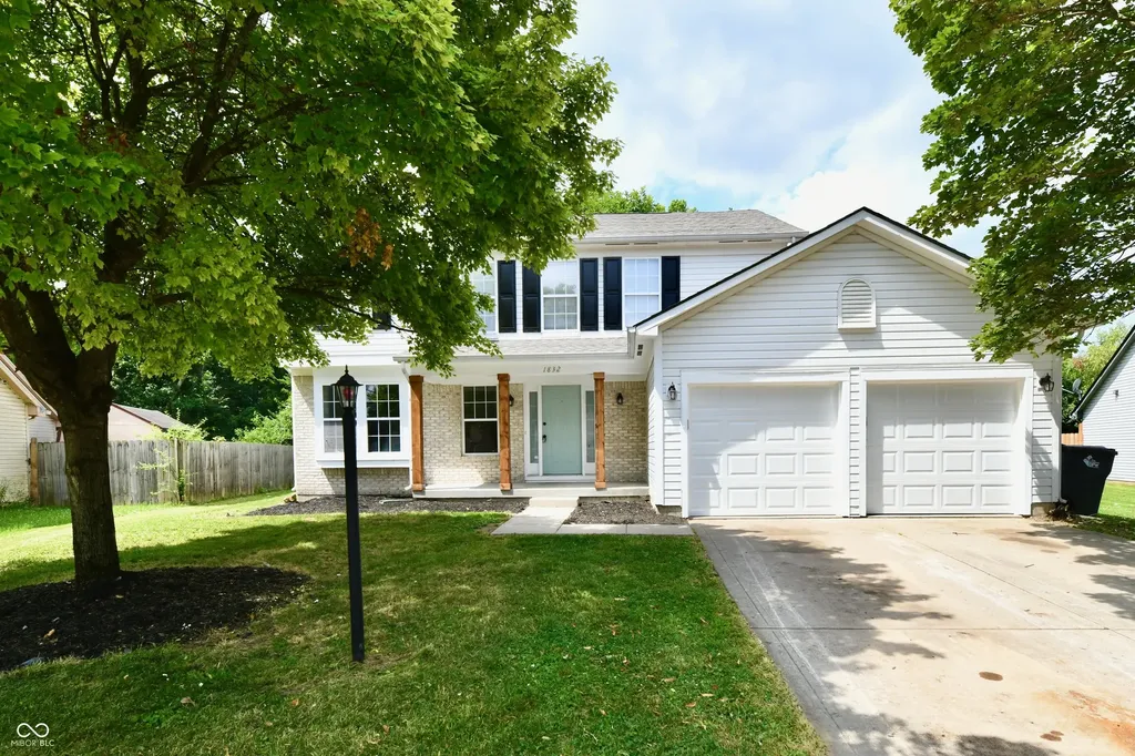 1832 Ambassador Court Indianapolis IN 46214