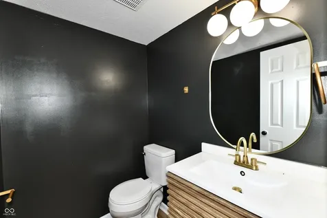 1832 Ambassador Court Indianapolis IN 46214
