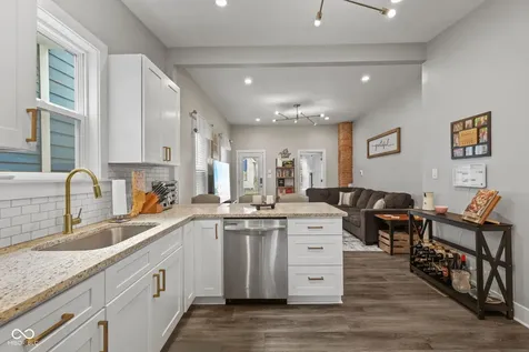 434 Parkway Avenue Indianapolis IN 46225