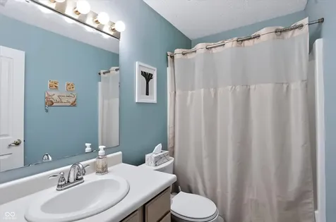 7734 Winding Creek Drive Indianapolis IN 46236