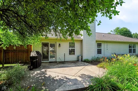 7734 Winding Creek Drive Indianapolis IN 46236