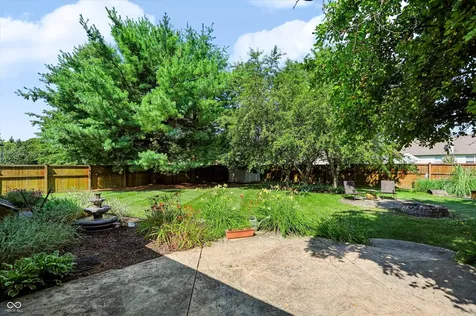 7734 Winding Creek Drive Indianapolis IN 46236