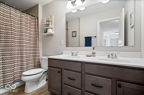 8436 Brookhaven Lane Avon IN 46123