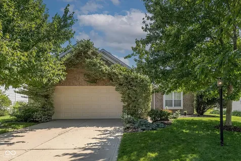 12051 Driftstone Drive Fishers IN 46037