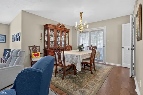 3721 Oriole Drive Columbus IN 47203