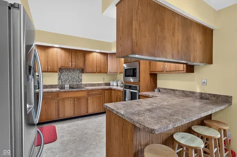 3721 Oriole Drive Columbus IN 47203