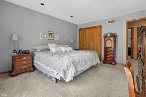 3721 Oriole Drive Columbus IN 47203