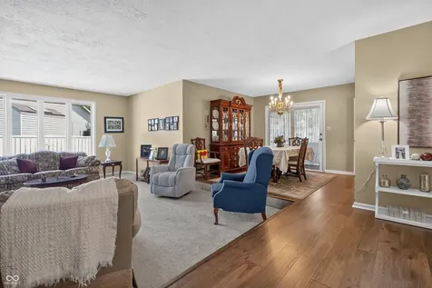 3721 Oriole Drive Columbus IN 47203