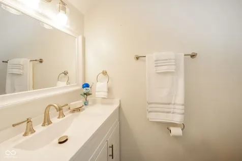 1596 Marborough Lane Indianapolis IN 46260