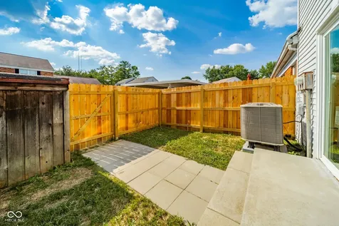 1596 Marborough Lane Indianapolis IN 46260