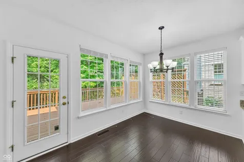 8274 Sweetclover Indianapolis IN 46256