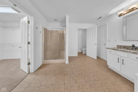 8274 Sweetclover Indianapolis IN 46256