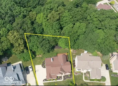 8274 Sweetclover Indianapolis IN 46256