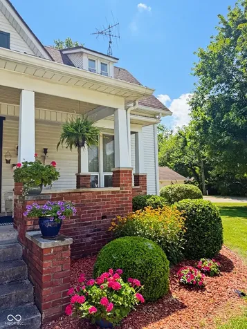 215 N College Street Rockville IN 47872