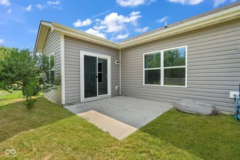 1703 Danielle Road Lebanon IN 46052