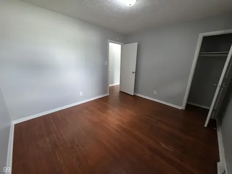 84 S 6th Avenue Beech Grove IN 46107