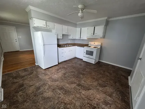 84 S 6th Avenue Beech Grove IN 46107