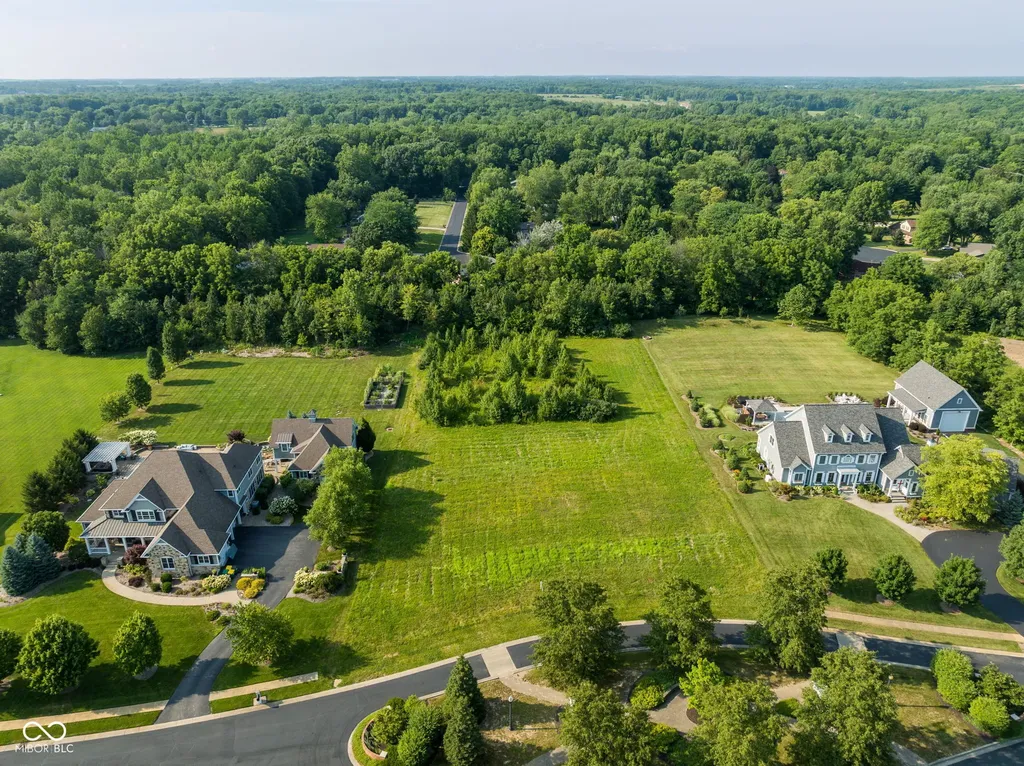 9480 Pleasant View Zionsville IN 46077