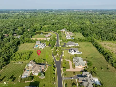9480 Pleasant View Zionsville IN 46077