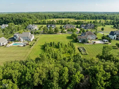 9480 Pleasant View Zionsville IN 46077