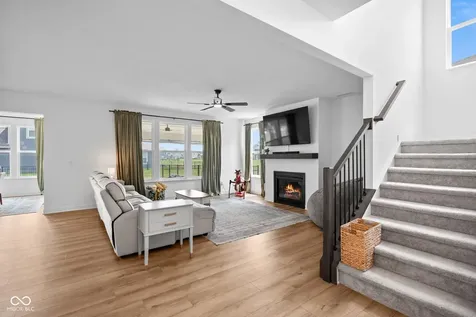 9149 Rockville Mccordsville IN 46055